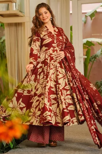 Red maslin cotton party wear digital print suit set