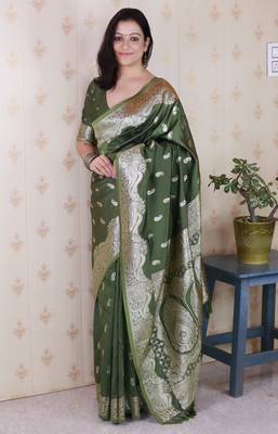 Mehendi woven self design silk blend banarasi saree with blouse 1