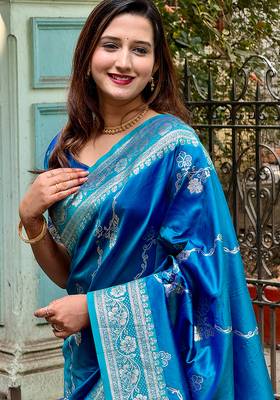 Blue woven self design silk blend banarasi saree with blouse 3