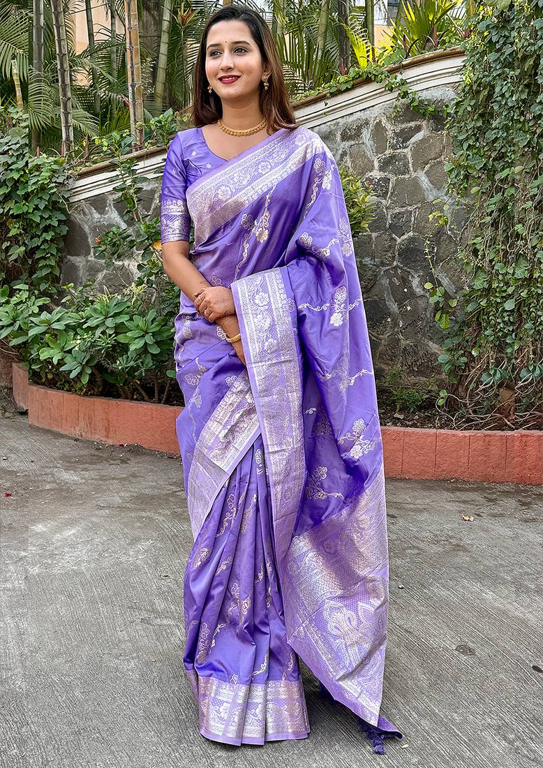Lavender woven self design pure silk banarasi saree with blouse