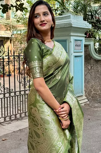 Mehendi woven self design pure silk banarasi saree with blouse