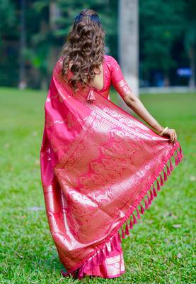 Pink woven self design silk blend banarasi saree with blouse 4
