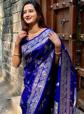 Royal blue woven self design silk blend banarasi saree with blouse 3