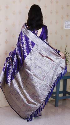 Violet woven self design silk blend banarasi saree with blouse 4