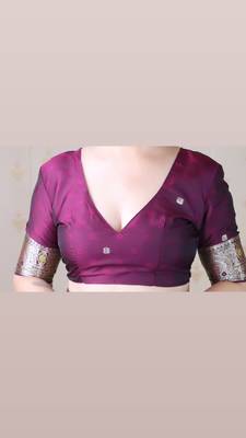 Wine woven self design silk blend banarasi saree with blouse 5