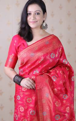 Pink woven self design silk blend banarasi saree with blouse 2