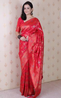 Pink woven self design silk blend banarasi saree with blouse 3