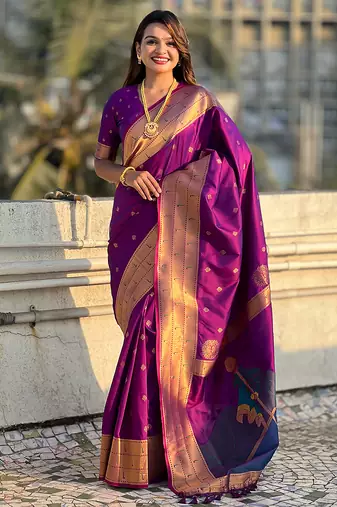 Magenta woven self design pure silk paithani saree with blouse