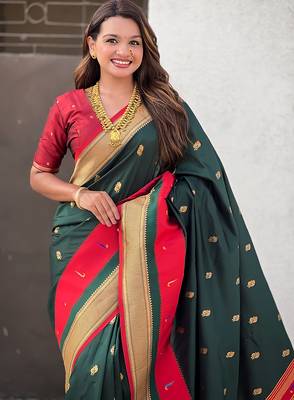 Dark green woven self design pure silk paithani saree with blouse 2