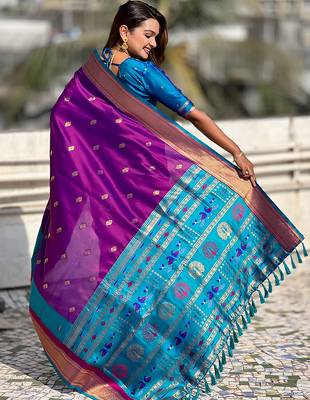 Magenta woven self design pure silk paithani saree with blouse 5