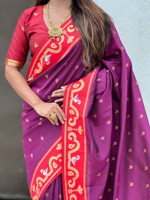 Magenta red woven self design pure silk paithani saree with blouse 4