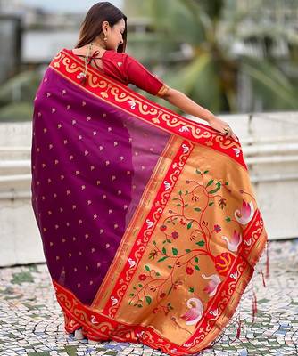 Magenta red woven self design pure silk paithani saree with blouse 5