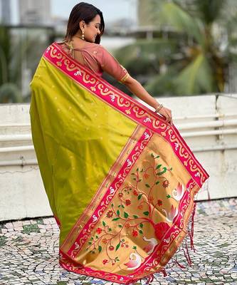 Mehendi woven self design pure silk paithani saree with blouse 5