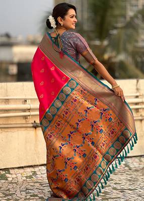 Pink woven self design pure silk paithani saree with blouse 4
