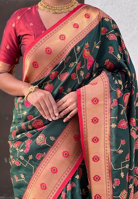 Dark green woven self design pure silk paithani saree with blouse 4