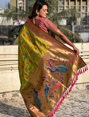 Mehendi woven self design pure silk paithani saree with blouse 5
