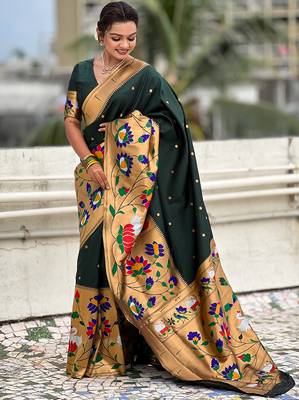 Dark green woven self design pure silk paithani saree with blouse 3