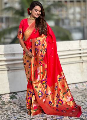 Red woven self design pure silk paithani saree with blouse 3