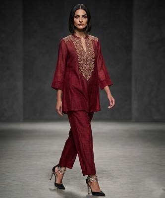 Maroon embroidered chanderi co ord set 1