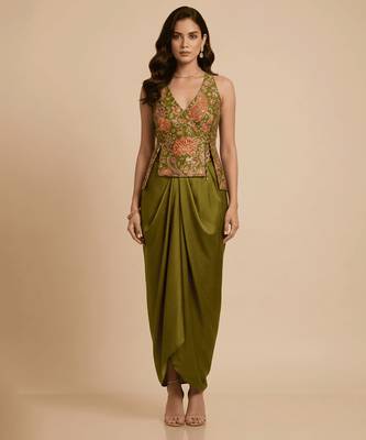 Green embroidered crepe co ord set 1