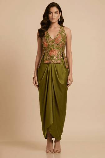 Green embroidered crepe co ord set