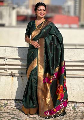 Dark green woven self design pure silk paithani saree with blouse 2