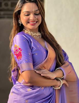 Lavender woven self design pure silk paithani saree with blouse 3