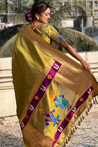Mehendi woven self design pure silk paithani saree with blouse