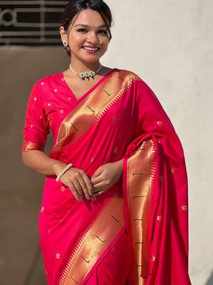 Pink woven self design pure silk paithani saree with blouse 2