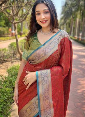 Red woven self design pashmina silk saree with blouse 2