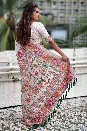 Cream woven self design pashmina silk saree with blouse