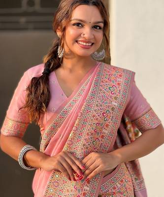 Pink woven self design pashmina silk saree with blouse 4