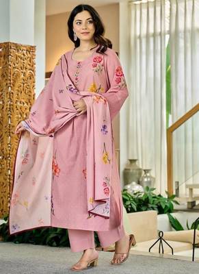 Women's Beautiful Printed Work Chanderi Fabric Straight Kurta Pant and Dupatta Set 2