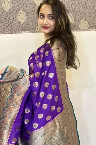 Purple woven self design silk blend paithani saree with blouse