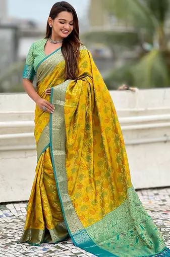 Mehendi woven self design silk blend patola saree with blouse