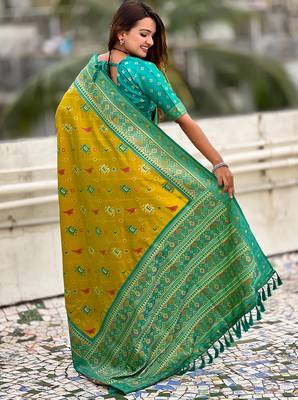 Mehendi woven self design silk blend patola saree with blouse 5