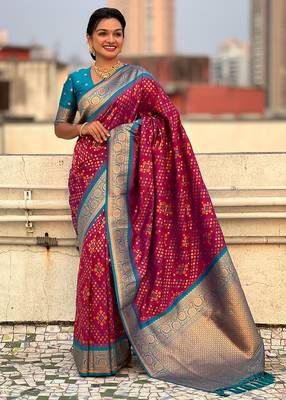 Magenta woven self design silk blend patola saree with blouse 3