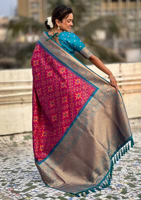 Magenta woven self design silk blend patola saree with blouse 5