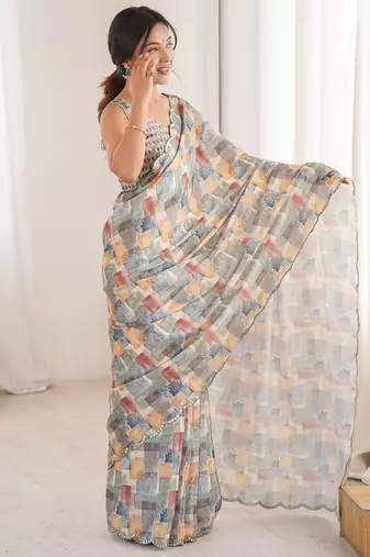 Women party wear digital print heavy chinnon saree with un sttiched blouse