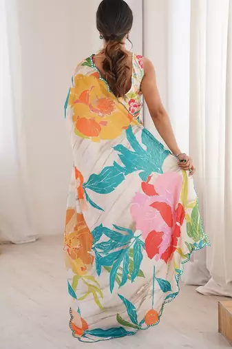 Women party wear digital print heavy chinnon saree with un sttiched blouse