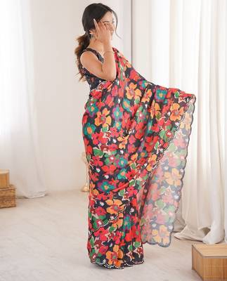 Women party wear digital print heavy chinnon saree with un sttiched blouse 3