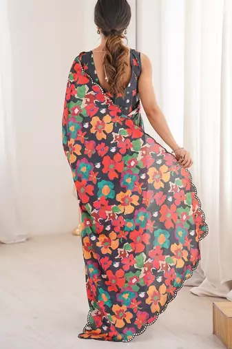 Women party wear digital print heavy chinnon saree with un sttiched blouse