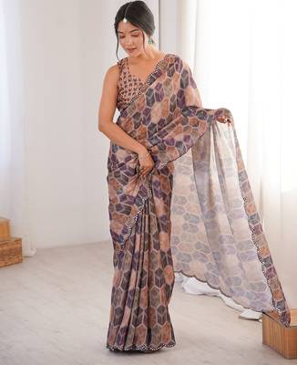 Women party wear digital print heavy chinnon saree with un sttiched blouse 3