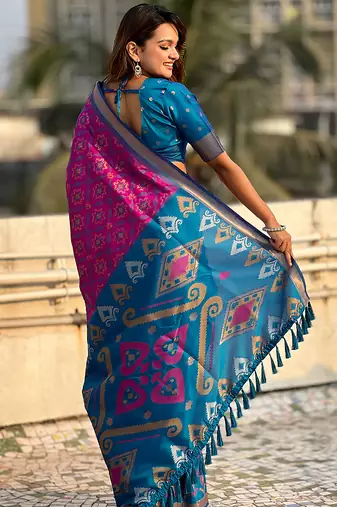 Magenta woven self design silk blend patola saree with blouse
