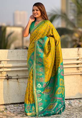 Mehendi woven self design silk blend patola saree with blouse 2