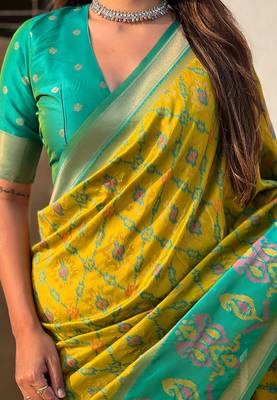 Mehendi woven self design silk blend patola saree with blouse 3