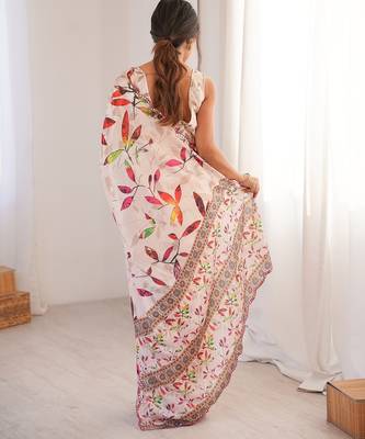 Women party wear digital print heavy chinnon saree with un sttiched blouse 4