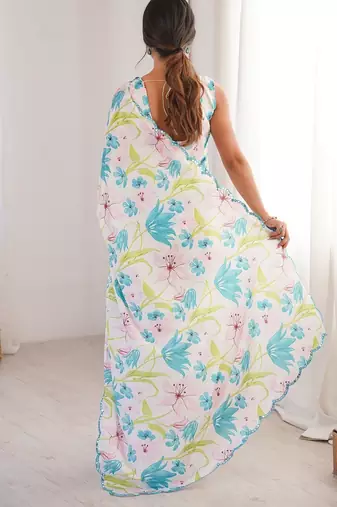 Women party wear digital print heavy chinnon saree with un sttiched blouse