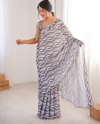 Women party wear digital print heavy chinnon saree with un sttiched blouse 2