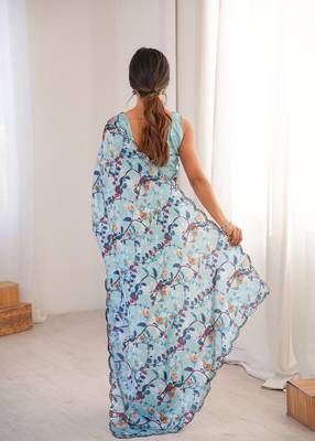 Women party wear digital print heavy chinnon saree with un sttiched blouse 4